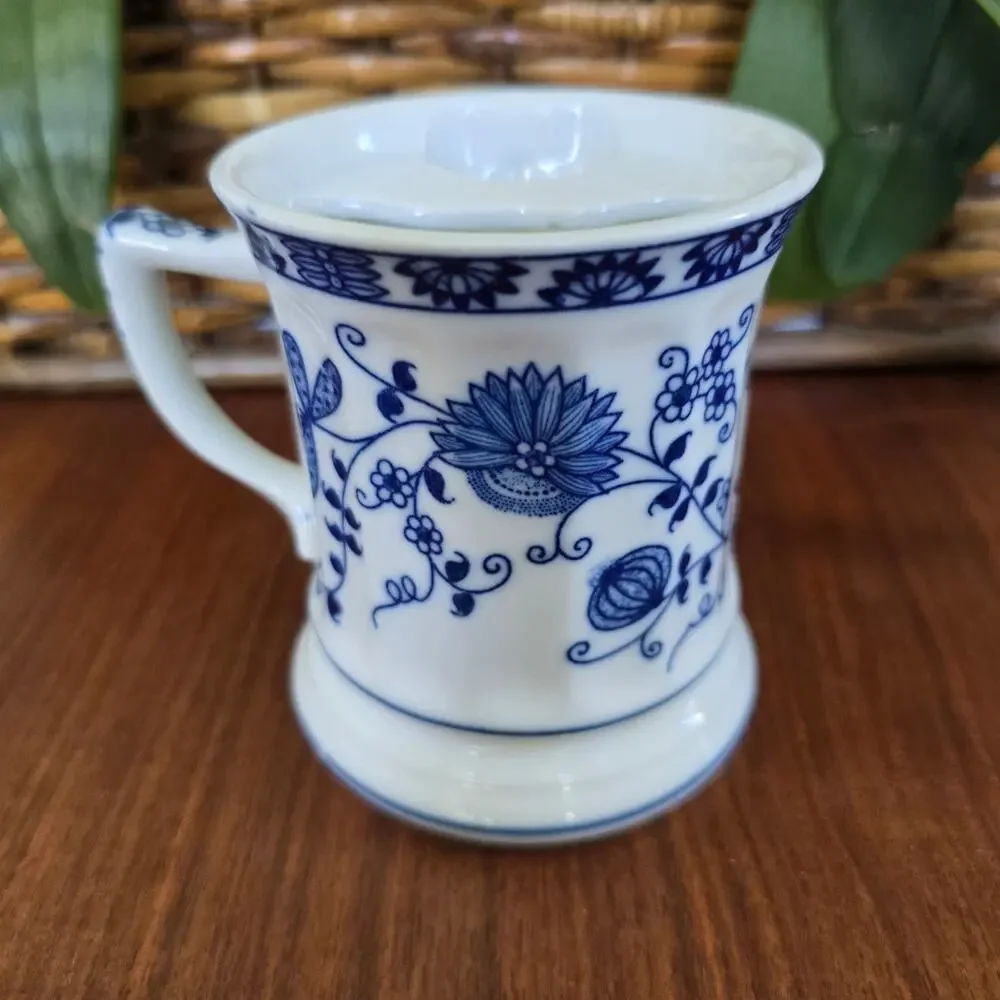 Vintage Vienna Woods Blue Onion Pattern Mustache Cup Japan Seymour Mann 1980s